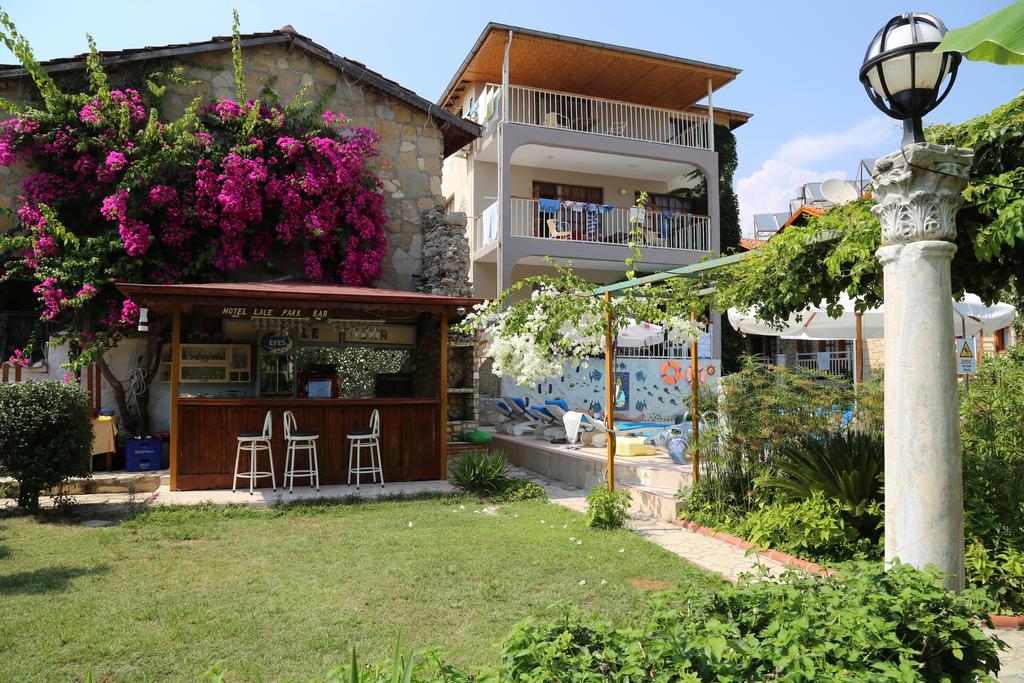 Hotel Lale Park 2*
