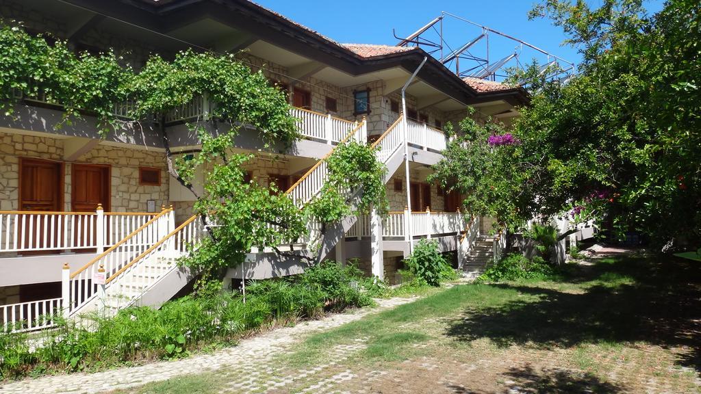 Otel Lale Park Side