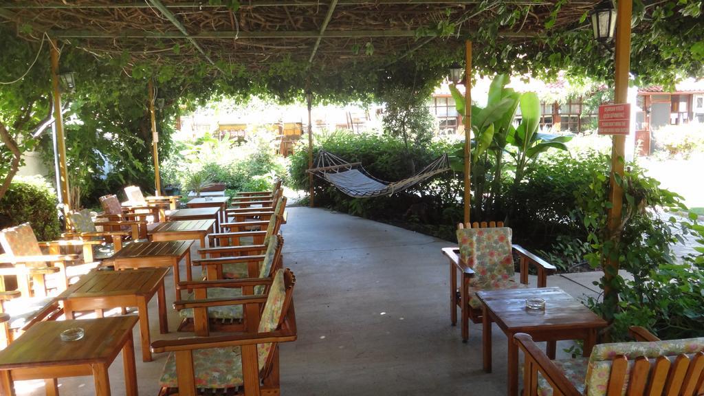 Hotel Lale Park 2*