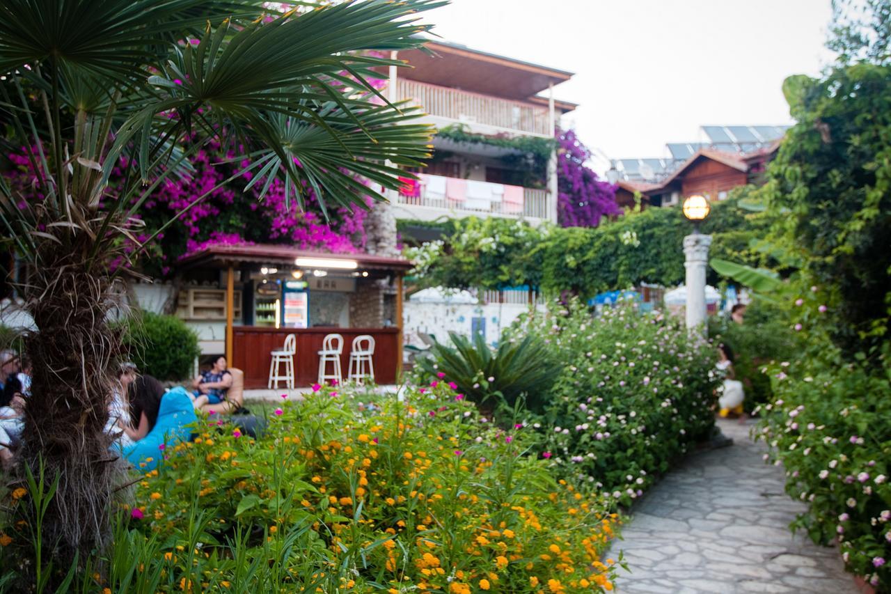 Otel Lale Park 2*