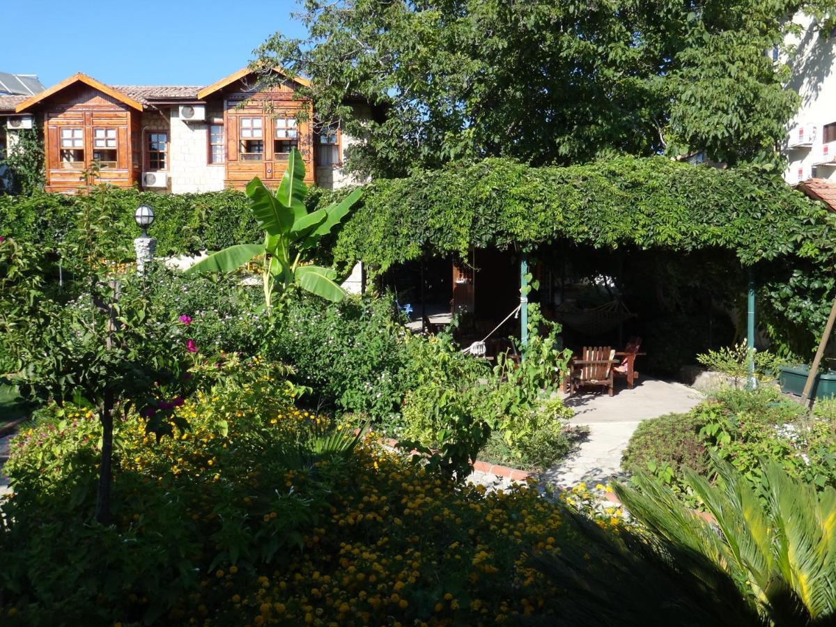 Otel Lale Park